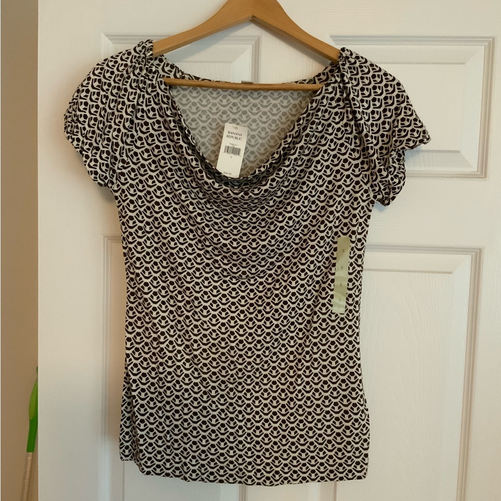 Banana Republic Factory Brown and White Geometric Blouse